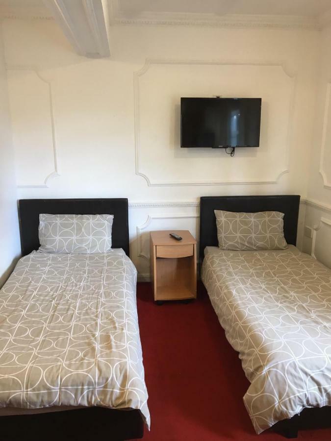 Hatfield Save-Money Rooms - 10Over10 For Price! Exteriér fotografie